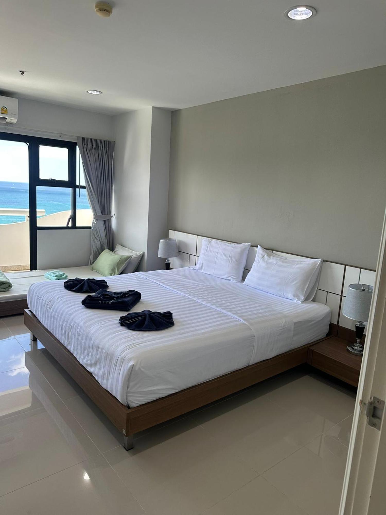 Lägenhet Tower Sea View Patong